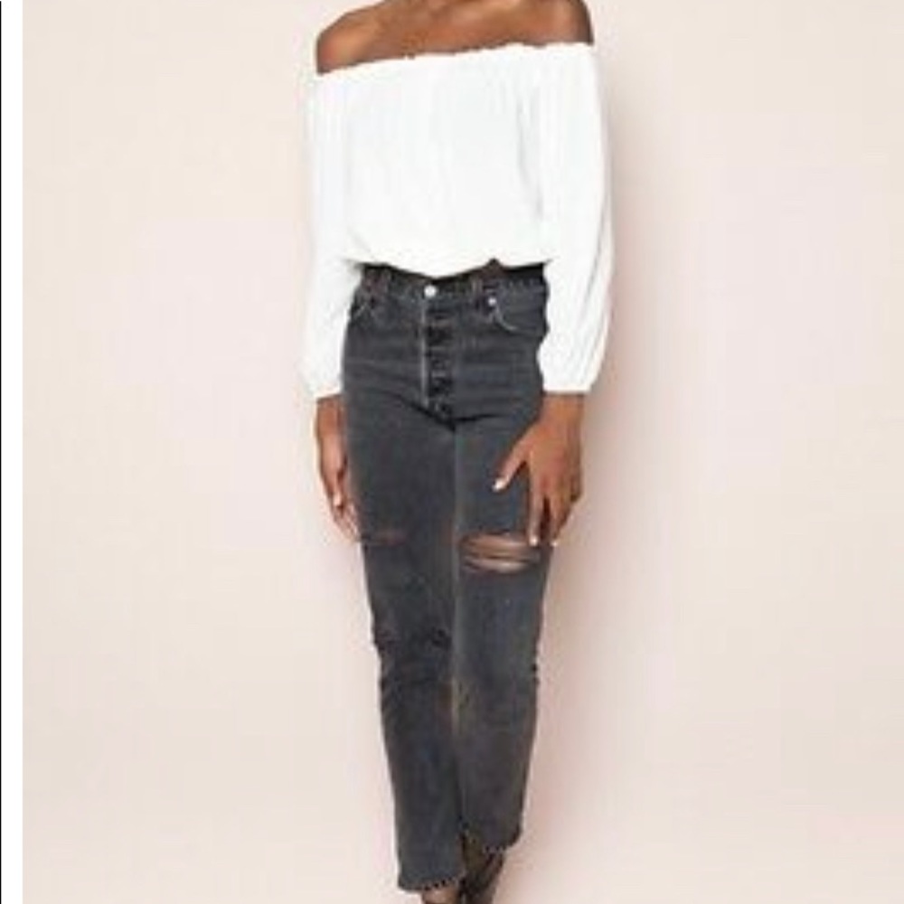 NWOT WHITE BRANDY MELVILLE MAURA CROPPED SHIRT